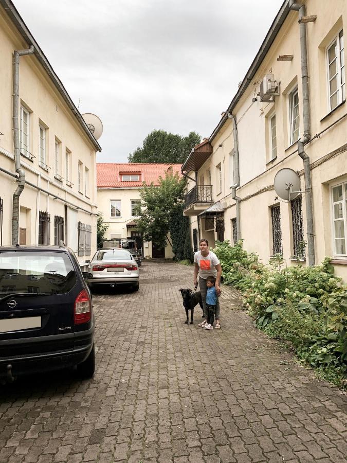 Old Town Home Of Evil Dog VNO Extérieur photo